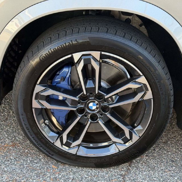 Used 2026 BMW X1 M35i AWD/4WD image 12