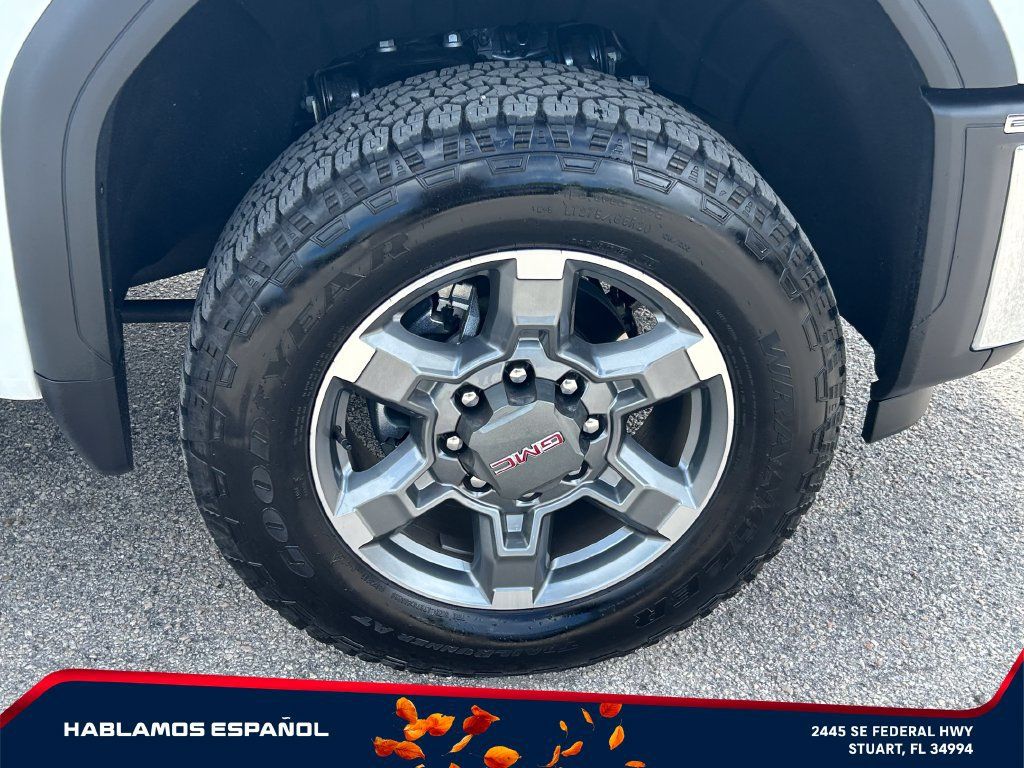 Used 2026 GMC Sierra 2500 SLE w/ SLE Value Package; AWD/4WD image 21