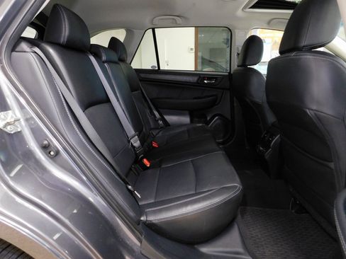 Used 2018 Subaru Outback 2.5i Limited image 88
