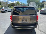 Used 2019 Dodge Grand Caravan SXT image 3