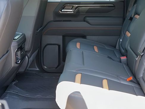 New 2026 GMC Sierra 2500 AT4 w/ AT4 Premium Plus Package AWD/4WD image 19