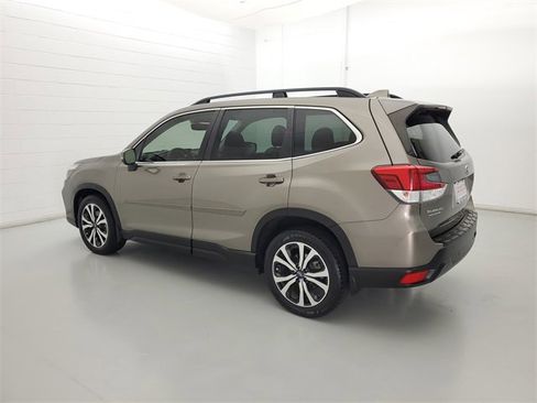 Used 2021 Subaru Forester Limited image 7