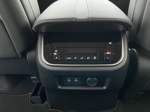 New 2026 Nissan Armada SV image 22