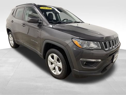 Used 2020 Jeep Compass Latitude w/ Cold Weather Group image 2