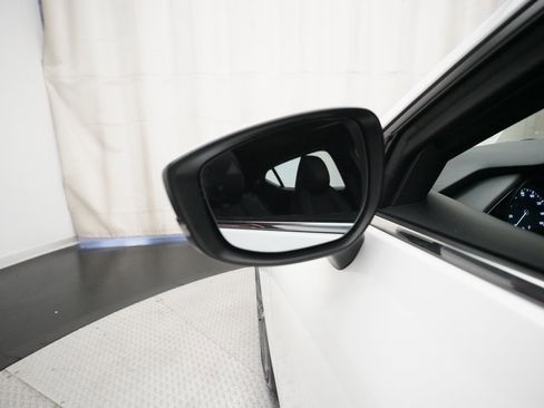 Used 2023 MAZDA MAZDA3 s image 25