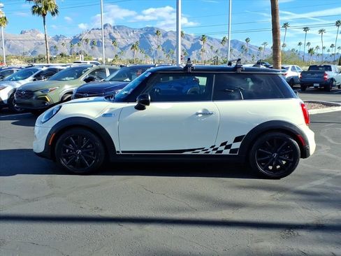 Used 2018 MINI Cooper S image 13