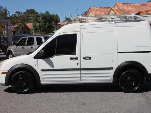 Used 2011 Ford Transit Connect XLT image 4