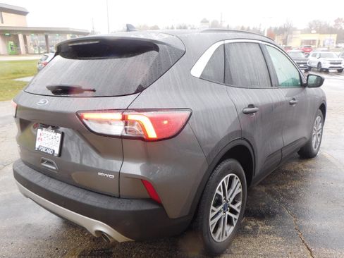 Used 2021 Ford Escape SEL image 5