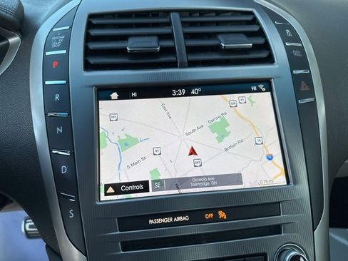 Used 2018 Lincoln MKZ Select w/ Select Plus Package image 8