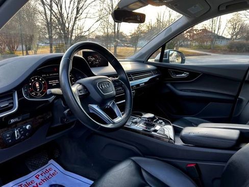 Used 2018 Audi Q7 3.0T Prestige w/ Prestige Package image 12