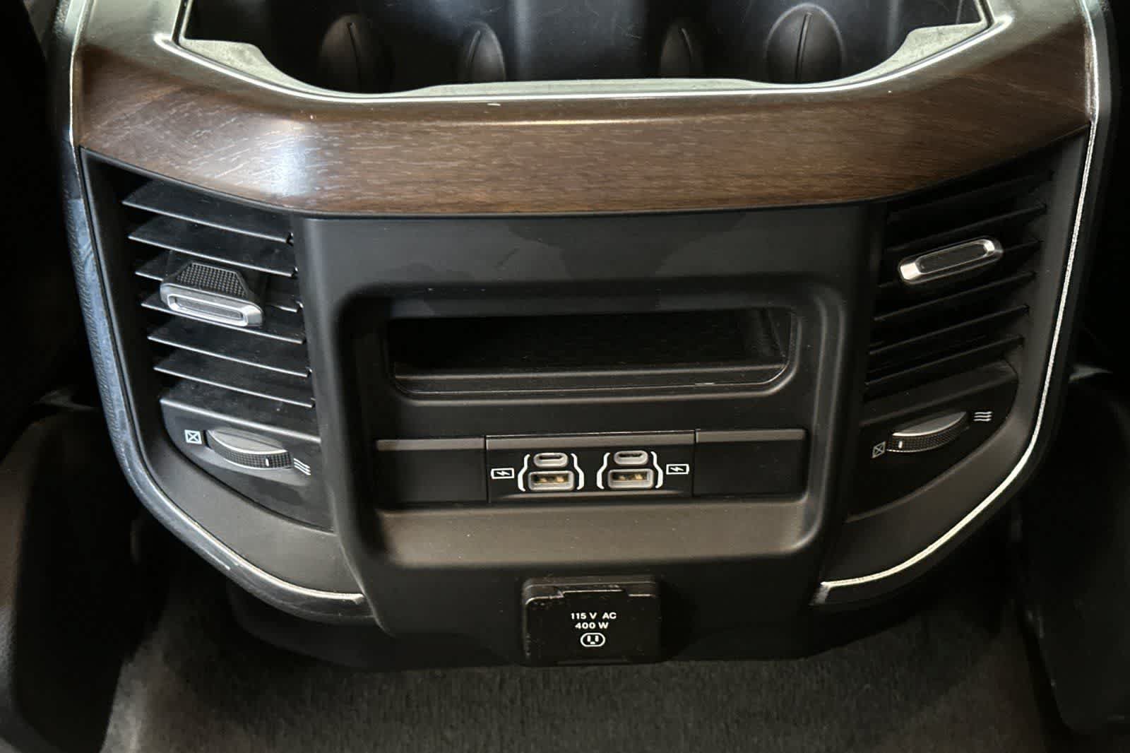 Used 2022 RAM 1500 Laramie AWD/4WD image 15
