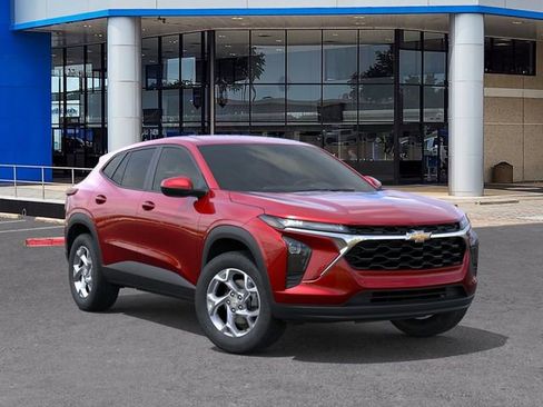 New 2026 Chevrolet Trax LS FWD image 7