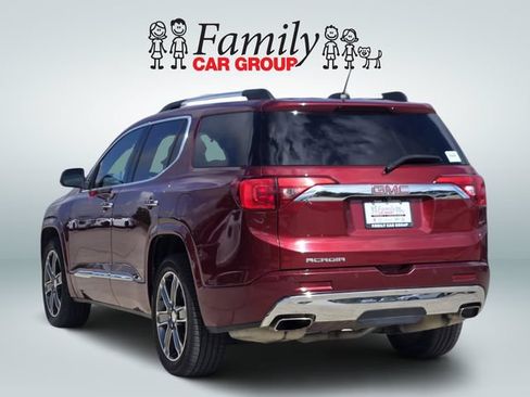 Used 2017 GMC Acadia Denali w/ Technology Package FWD image 3