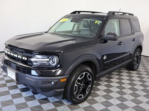 Used 2023 Ford Bronco Sport Outer Banks w/ Tech Package AWD/4WD image 4