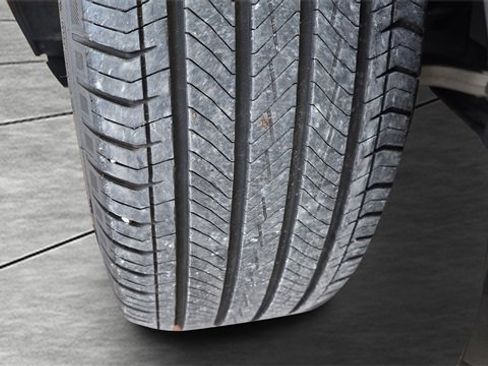 Used 2024 Cadillac Lyriq Luxury w/ LPO, Floor Liner Package image 32