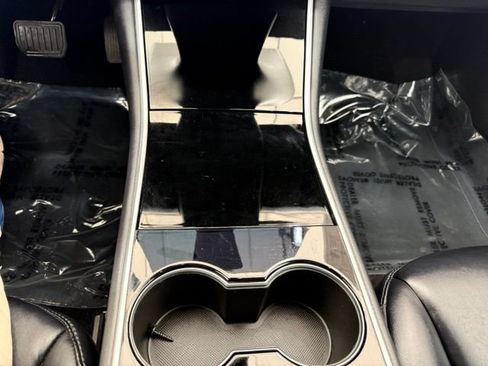 Used 2020 Tesla Model 3 Standard Range Plus RWD image 33