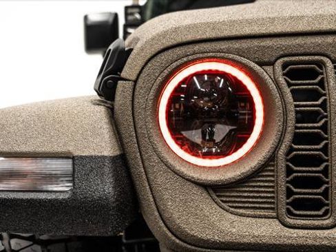 Used 2025 Jeep Wrangler Unlimited Sport image 16