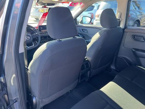 Certified 2023 Nissan Rogue S image 10