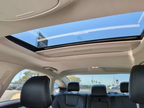 Used 2019 Ford Fusion Titanium FWD image 23