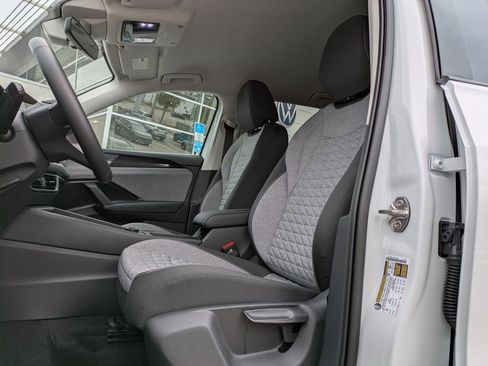 New 2026 Volkswagen Tiguan S FWD image 2