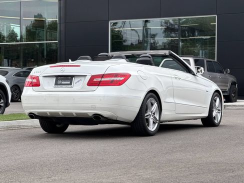 Used 2012 Mercedes-Benz E 350 Cabriolet image 3