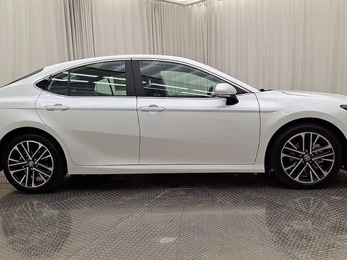 Certified 2025 Toyota Camry XLE AWD/4WD image 7