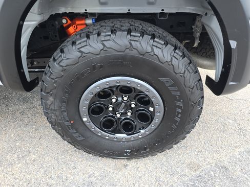 Used 2025 Ford F150 Raptor image 36