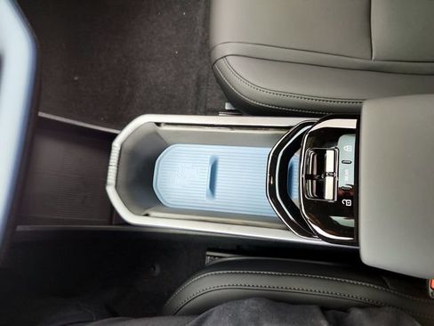 New 2026 Volvo EX30 Plus w/ Protection Package Premier AWD/4WD image 23