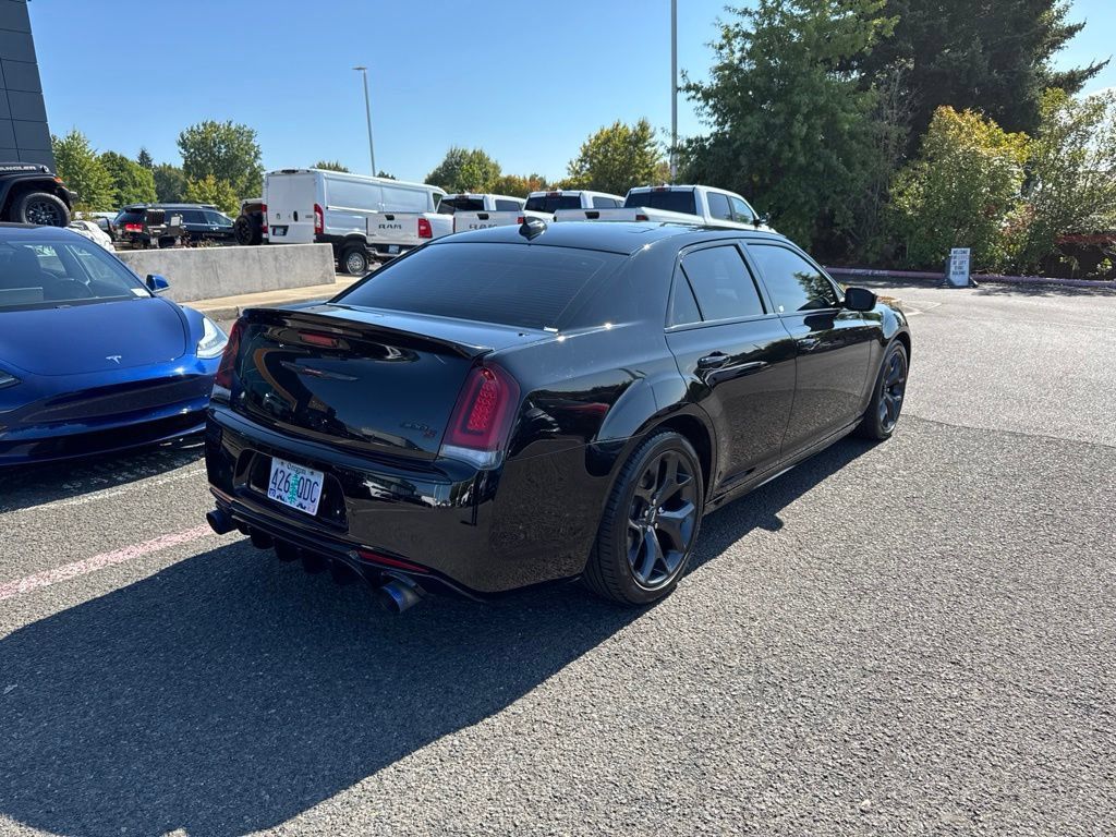 Used 2023 Chrysler 300 S w/ Comfort Group RWD image 10