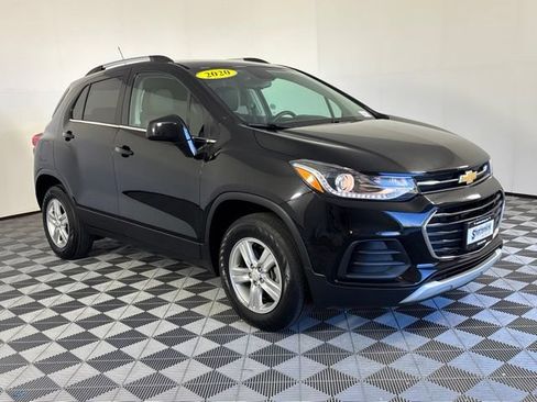 Used 2022 Chevrolet Traverse LT AWD/4WD image 4