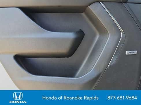 Used 2024 Chevrolet Tahoe LT RWD image 28