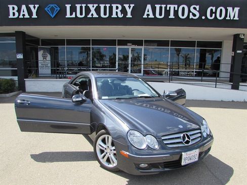 Used 2008 Mercedes-Benz CLK 350 Coupe image 38