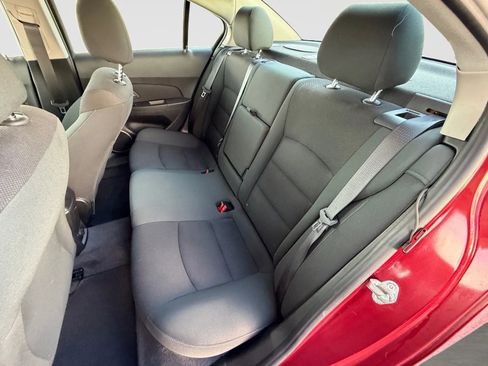 Used 2012 Chevrolet Cruze LT w/ All-Star Edition image 13