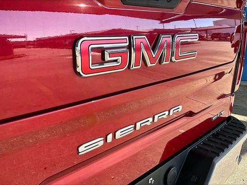 Used 2019 GMC Sierra 1500 SLT w/ SLT Premium Plus Package image 30