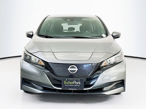 Used 2025 Nissan Leaf S image 2