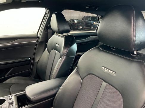 Used 2022 Kia K5 GT-Line image 16