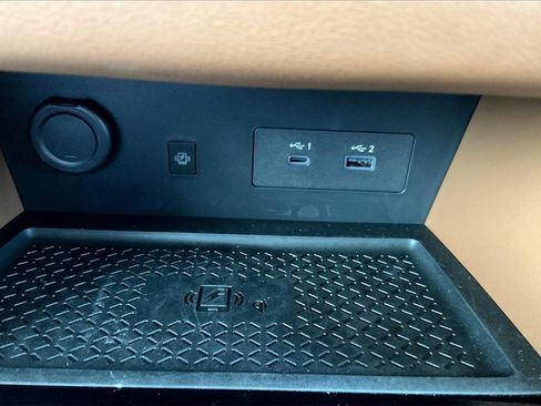 Used 2024 Nissan Pathfinder Platinum w/ Cargo Package image 33