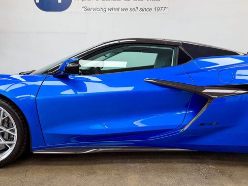 Used 2026 Chevrolet Corvette ZR1 w/ ZR1 Carbon Fiber Aero Package image 11