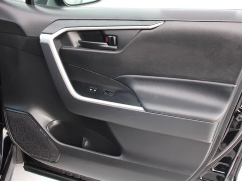 Certified 2023 Toyota RAV4 LE image 18