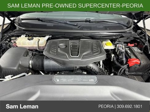Used 2023 Jeep Grand Wagoneer L Series III w/ Rear Seat Video Group 1 AWD/4WD image 34