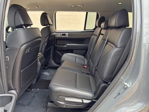 Used 2024 Hyundai Santa Fe SEL FWD image 36