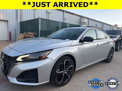 Used 2024 Nissan Altima 2.5 SR