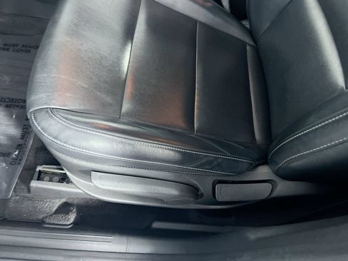 Certified 2022 Kia Telluride LX FWD image 9