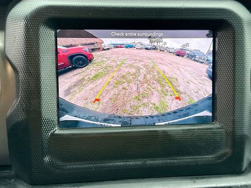 Used 2022 Jeep Wrangler Unlimited Sport image 15