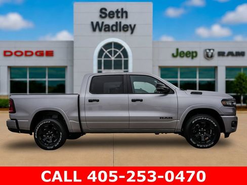Used 2025 RAM 1500 Big Horn AWD/4WD image 8
