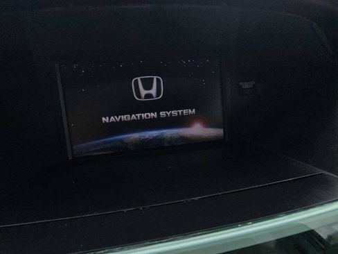 Used 2010 Honda Pilot Touring image 27