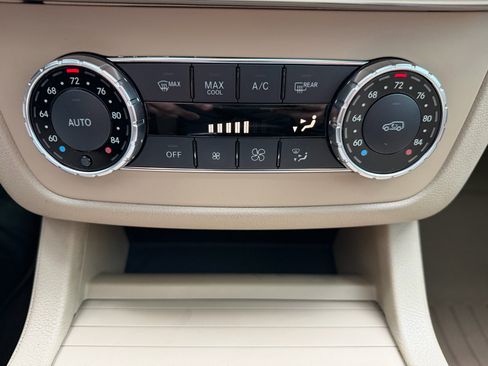 Used 2013 Mercedes-Benz ML 350 4MATIC image 43