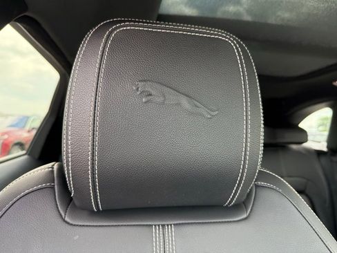 Used 2024 Jaguar F-PACE R-Dynamic S image 23