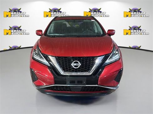 Used 2019 Nissan Murano SV image 2