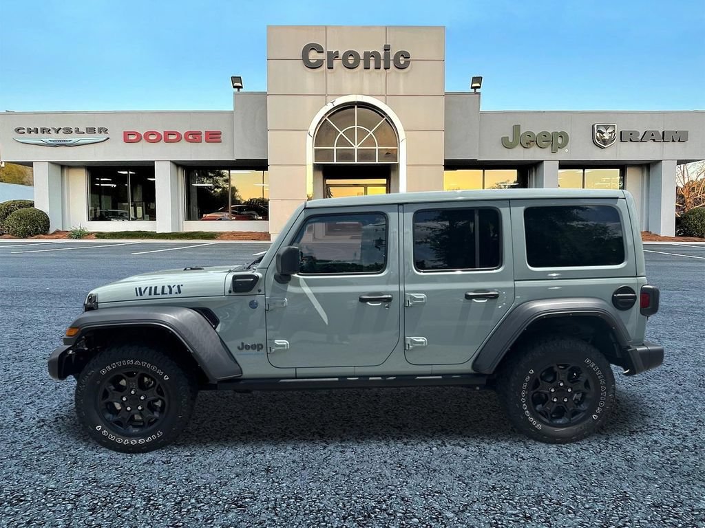 Used 2023 Jeep Wrangler Unlimited w/ Sun & Screen Package AWD/4WD image 6